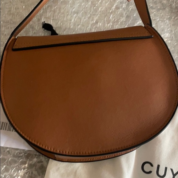 NEW 💝 CUYANA Mini Saddle Bag Caramel - Picture 4 of 16